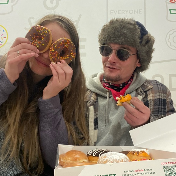 Meet your Posher, Amanda - Picture 8 of 13